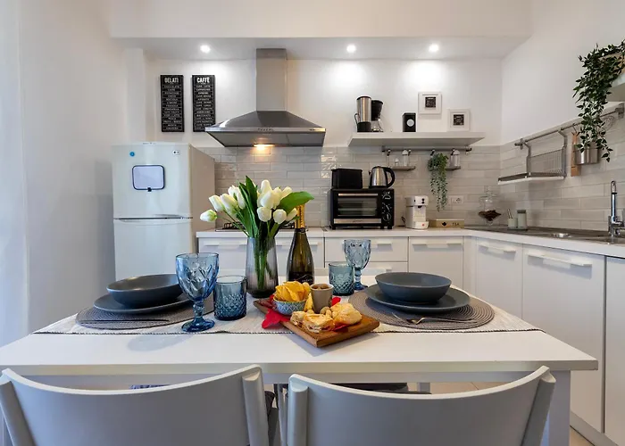 Civico 96 - Magnolia Holidays